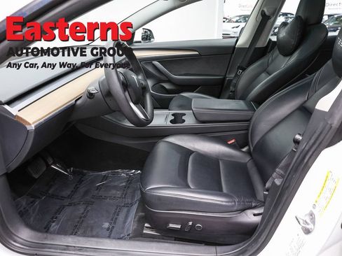 Used 2023 Tesla Model 3 Standard Range RWD image 13