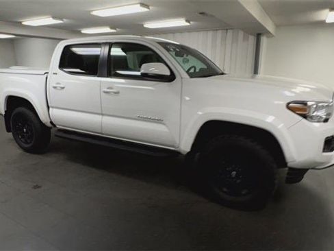 Used 2022 Toyota Tacoma SR5 image 48