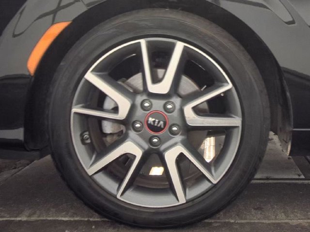 Used 2020 Kia Soul GT-Line Turbo FWD image 9