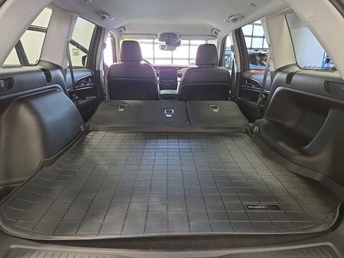 Used 2024 Jeep Grand Cherokee Limited w/ Black Appearance Package image 38