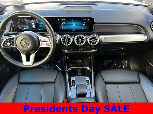 Used 2020 Mercedes-Benz GLB 250 4MATIC image 14