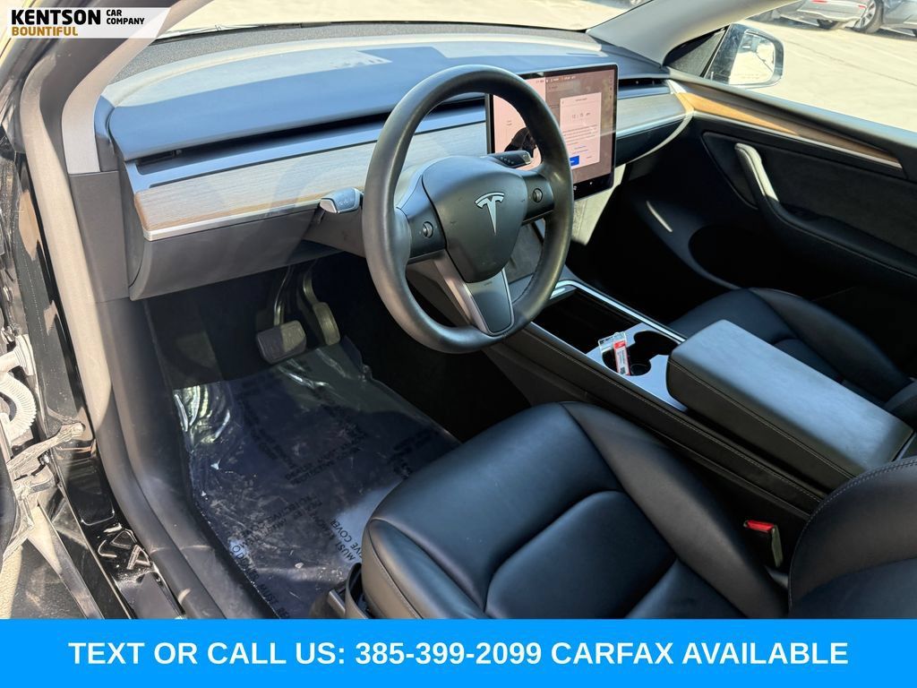 Used 2023 Tesla Model Y Long Range AWD/4WD image 25