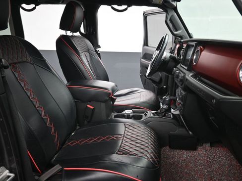 Used 2018 Jeep Wrangler Unlimited Rubicon image 27