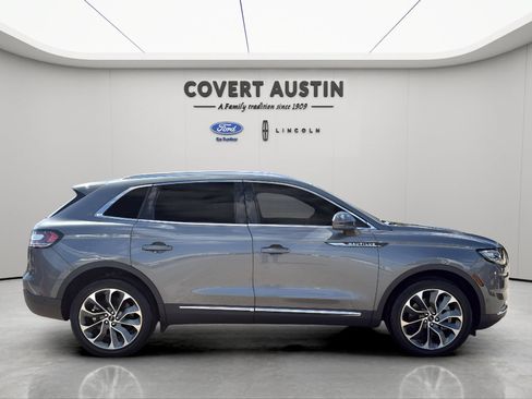 Used 2023 Lincoln Nautilus Reserve w/ Equipment Group 201A AWD/4WD image 6