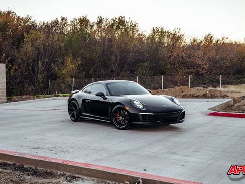 Used 2019 Porsche 911 Carrera 4S image 35
