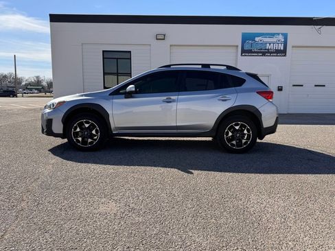 Used 2019 Subaru Crosstrek 2.0i Premium image 6