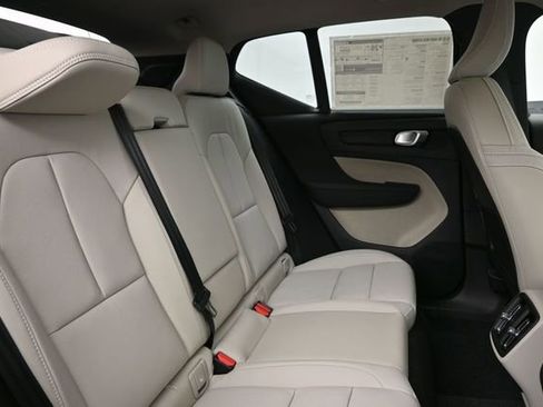 New 2026 Volvo XC40 B5 Plus w/ Climate Package AWD/4WD image 34