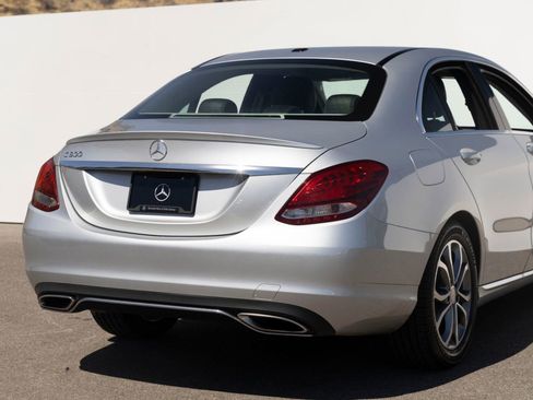 Used 2016 Mercedes-Benz C 300 Sedan image 11
