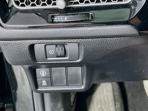 Used 2023 Honda Civic EX image 10