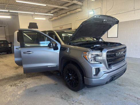 Used 2022 GMC Sierra 1500 Elevation w/ Driver Alert Package I image 7