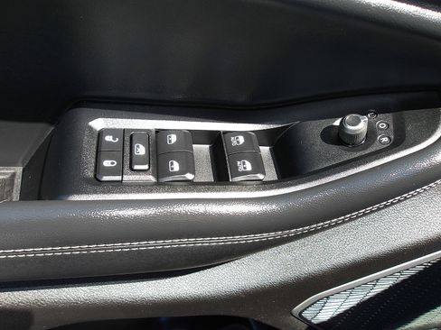 Used 2021 Jeep Grand Cherokee L Limited image 18