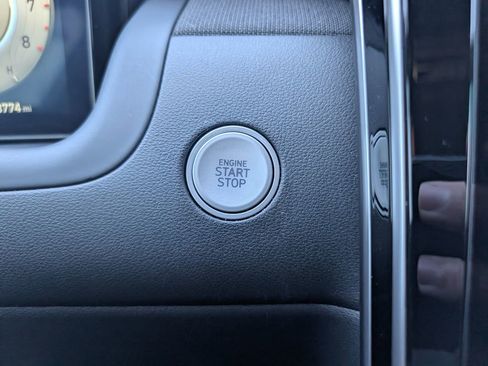 Used 2023 Hyundai Santa Cruz Limited image 18