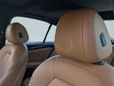 Used 2019 BMW 530i xDrive w/ Convenience Package image 40