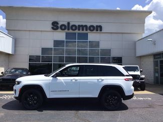 Certified 2024 Jeep Grand Cherokee Altitude AWD/4WD video 1