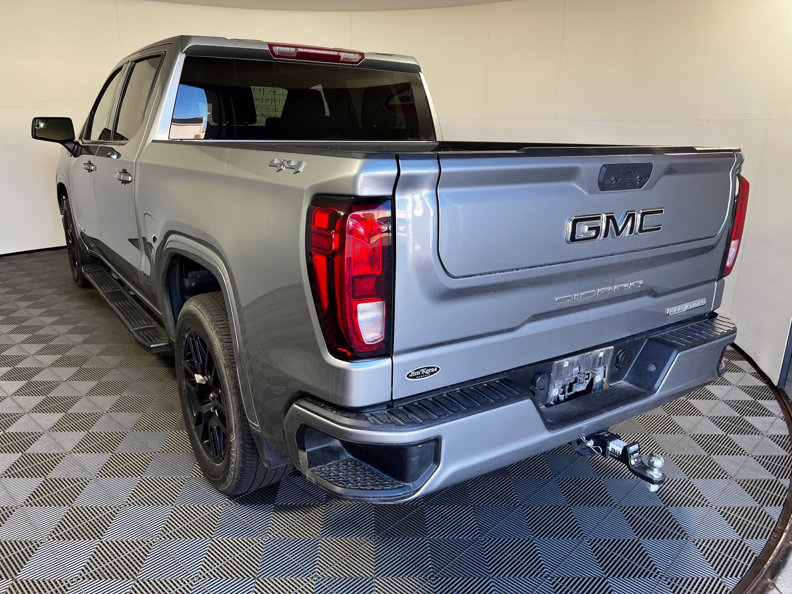 Used 2024 GMC Sierra 1500 Elevation w/ LPO, Elevation Black Package AWD/4WD image 6