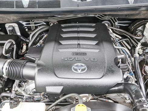 Used 2014 Toyota Tundra 1794 Edition image 26