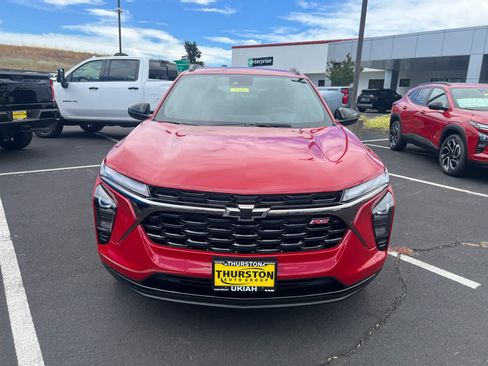 New 2026 Chevrolet Trax RS w/ Driver Confidence Package FWD image 2