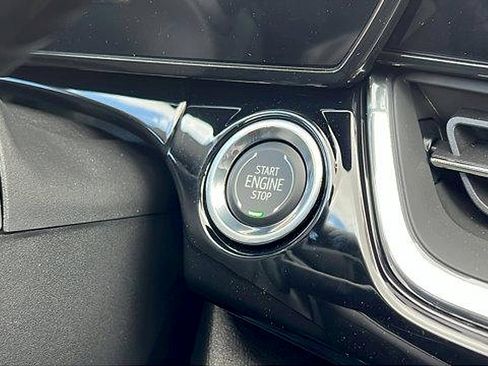 New 2025 Chevrolet Trax RS w/ Driver Confidence Package image 27