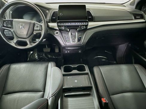 Used 2025 Honda Odyssey Sport-L image 17