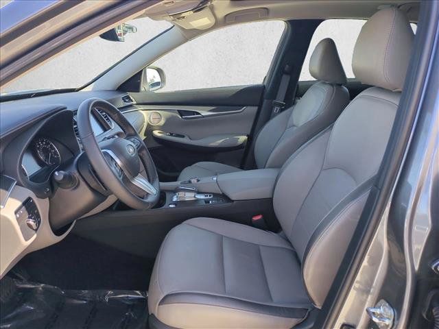 Used 2025 INFINITI QX50 Luxe AWD/4WD image 16