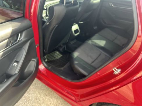 Used 2018 Honda Accord Sport image 20