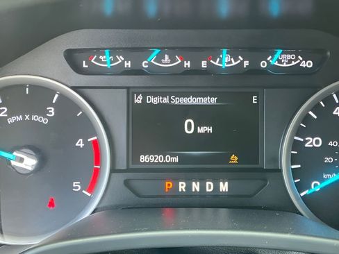 Certified 2020 Ford F250 XLT w/ XLT Premium Package AWD/4WD image 24