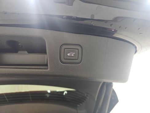 Used 2024 Chevrolet Blazer EV RS image 17