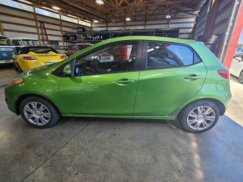 Used 2011 MAZDA MAZDA2 Sport FWD image 5