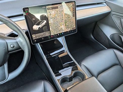 Used 2020 Tesla Model 3 Long Range AWD/4WD image 20
