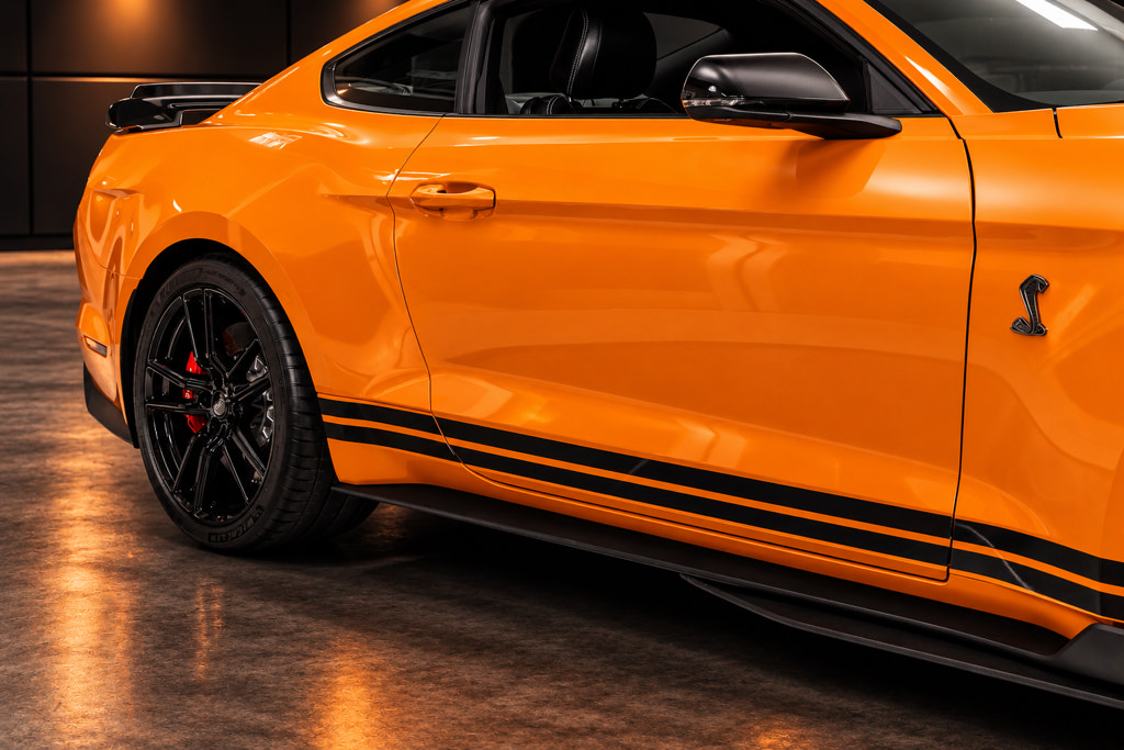 Used 2020 Ford Mustang Shelby GT500 w/ Technology Package RWD image 8