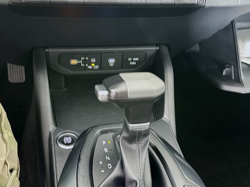 Used 2025 Kia K4 FWD image 23
