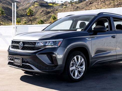 Used 2023 Volkswagen Taos S image 5