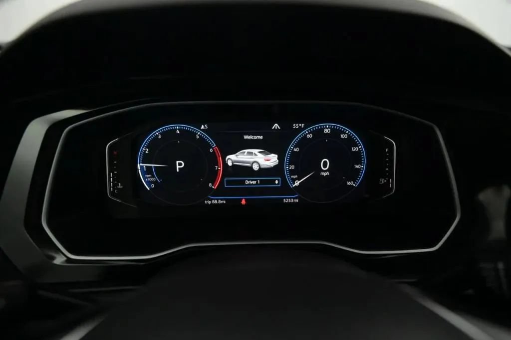 Used 2019 Volkswagen Jetta SEL FWD image 18