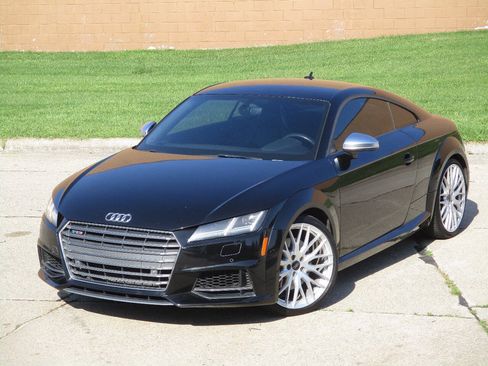 Used 2018 Audi TTS 2.0T Coupe w/ Technology Package AWD/4WD image 6