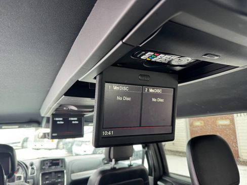 Used 2016 Dodge Grand Caravan R/T w/ Safety Sphere Group image 15