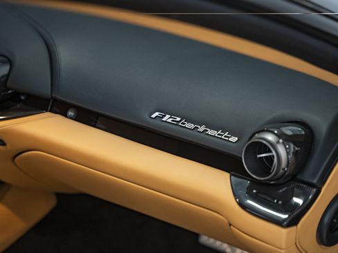 Used 2014 Ferrari F12 Berlinetta RWD image 43