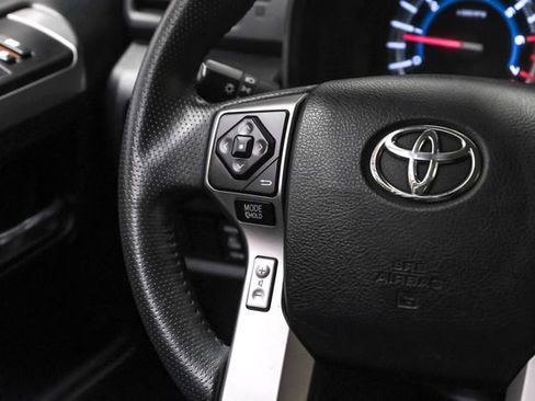 Used 2019 Toyota 4Runner SR5 AWD/4WD image 25