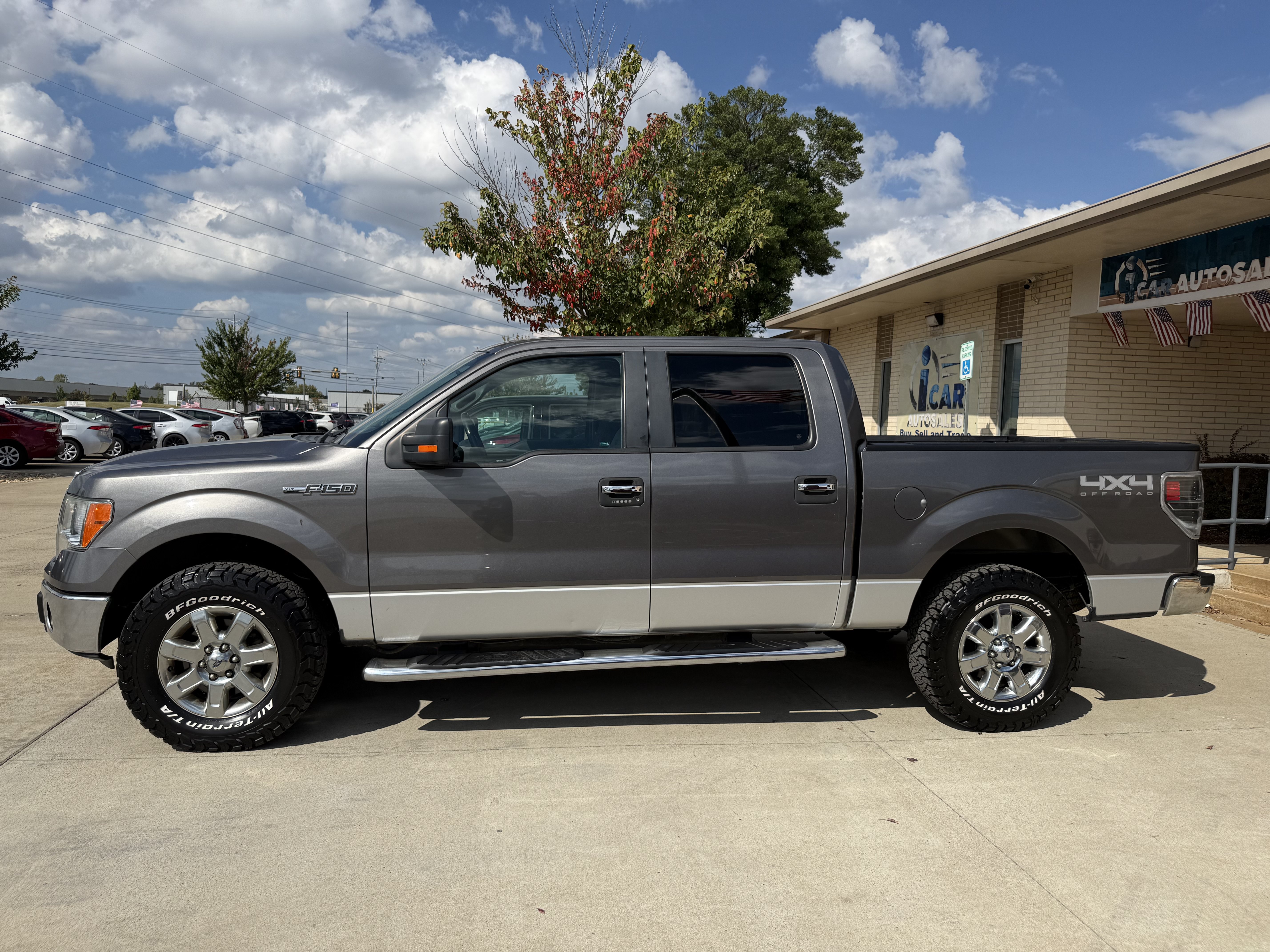 Used 2013 Ford F150 XLT w/ XLT Chrome Pkg AWD/4WD image 3