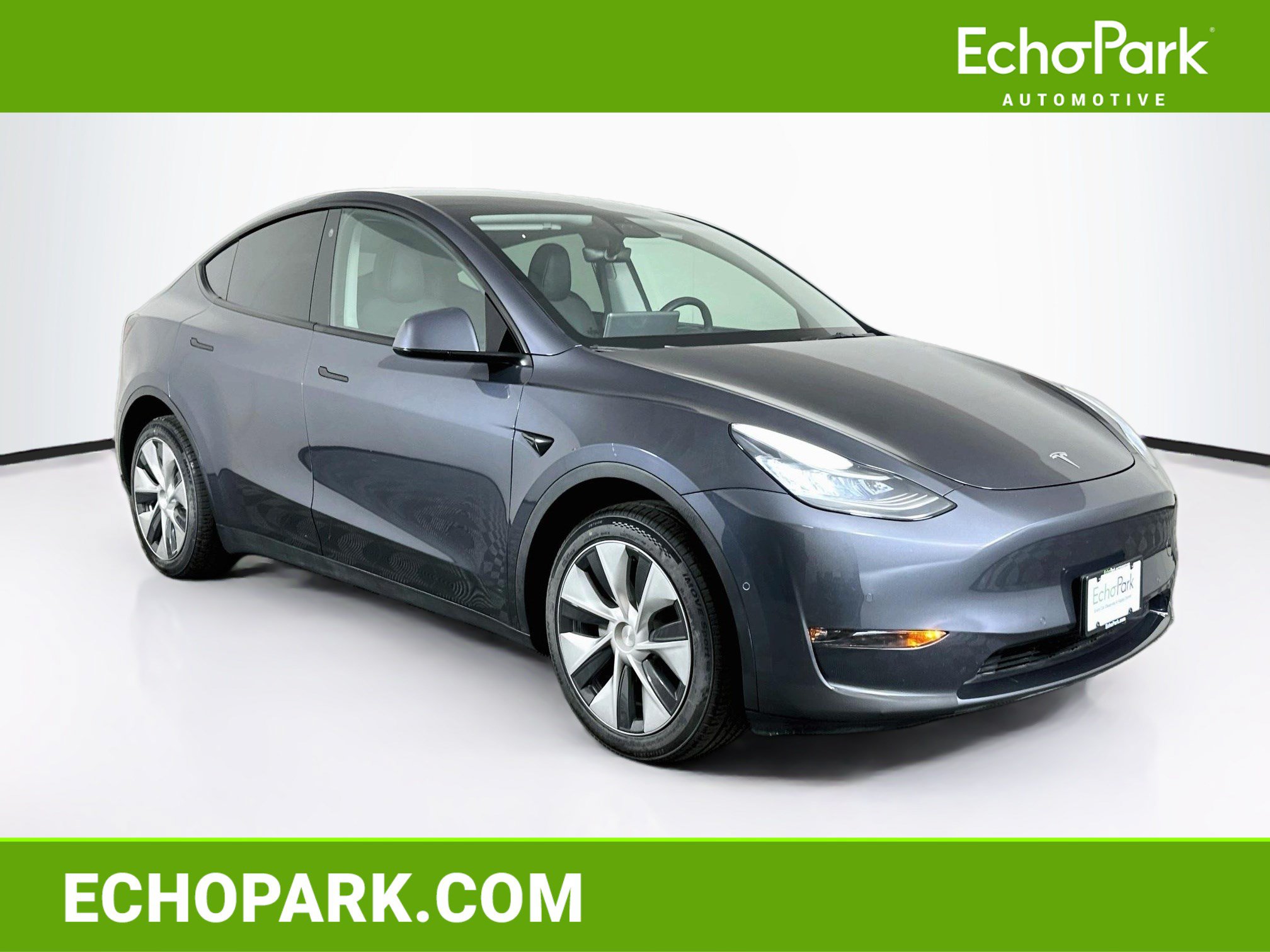 Used 2022 Tesla Model Y Long Range AWD/4WD image 1
