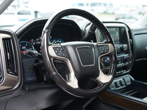 Used 2018 GMC Sierra 3500 Denali AWD/4WD image 14