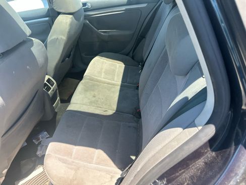 Used 2009 Volkswagen Jetta S FWD image 9