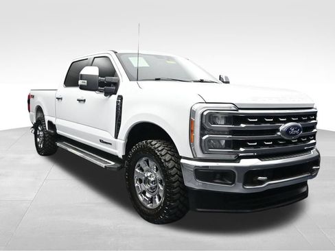 Used 2023 Ford F250 Lariat w/ Chrome Package AWD/4WD image 7