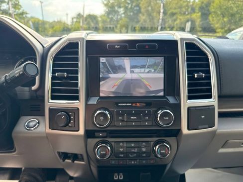 Used 2017 Ford F150 Lariat AWD/4WD image 16