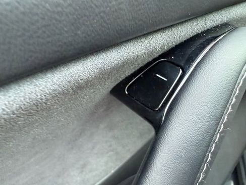 Used 2020 Tesla Model 3 Performance image 37