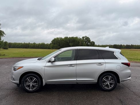 Used 2019 INFINITI QX60 Pure FWD image 2