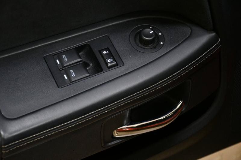 Used 2010 Dodge Challenger SRT8 w/ SRT Option Group II RWD image 25
