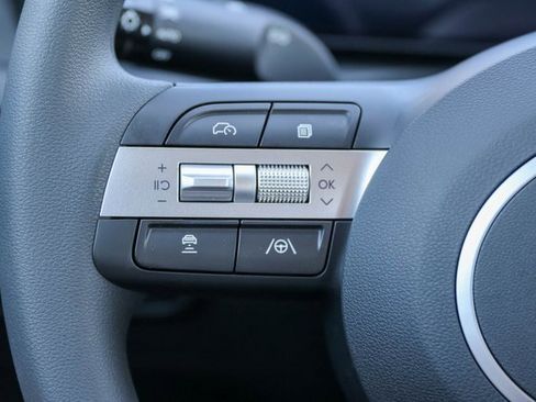 New 2026 Hyundai Tucson SE image 18