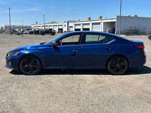 Used 2024 Nissan Altima 2.5 SR image 8