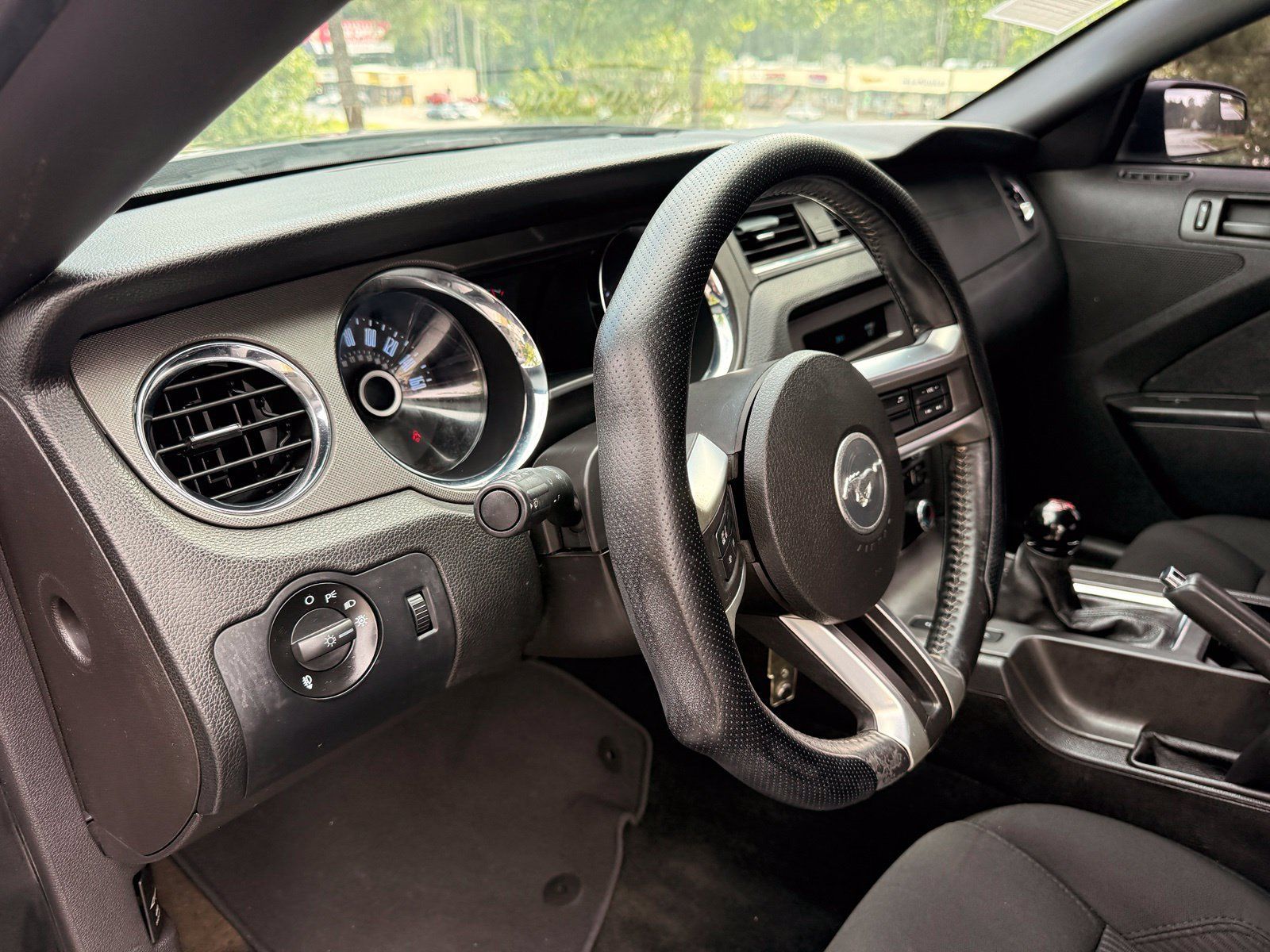 Used 2014 Ford Mustang GT RWD image 22