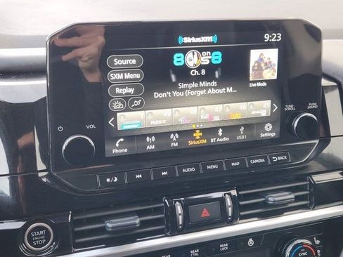 Used 2024 Nissan Pathfinder Platinum w/ Cargo Package image 5